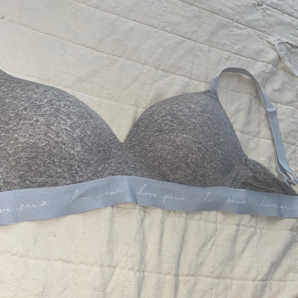 Pink Bra - Picture 1 of 7